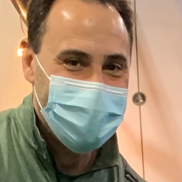 Meet your Posher, Andre - Picture 2 of 2